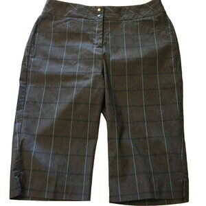 Annika Cutter & Buck Longer Knee Golf Shorts Size 4. Gray With Blue Pin Stripes